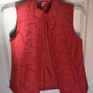 Coral puffer vest
